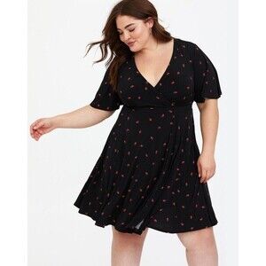 Torrid 1X Dress Strawberry Fit & Flare A-Line Midi Flutter sleeve Jersey Studio